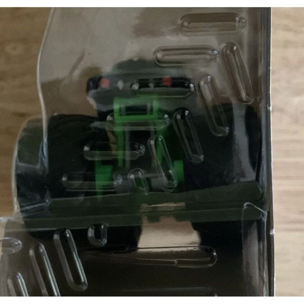 2024 Spin Master Monster Jam Monster Truck Grave Digger, Series 37, NIB‎